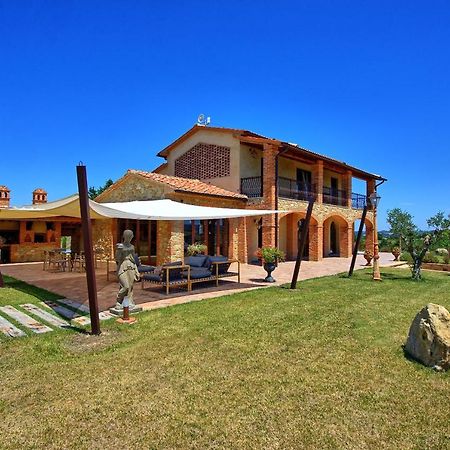 Villa Massimiliano By Posarellivillas 渥尔特拉 外观 照片