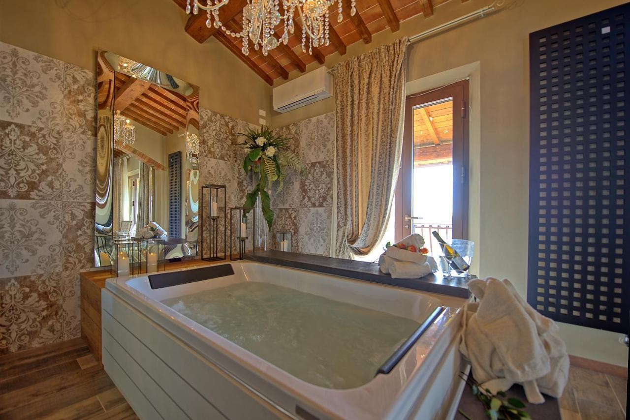 Villa Massimiliano By Posarellivillas 渥尔特拉 外观 照片