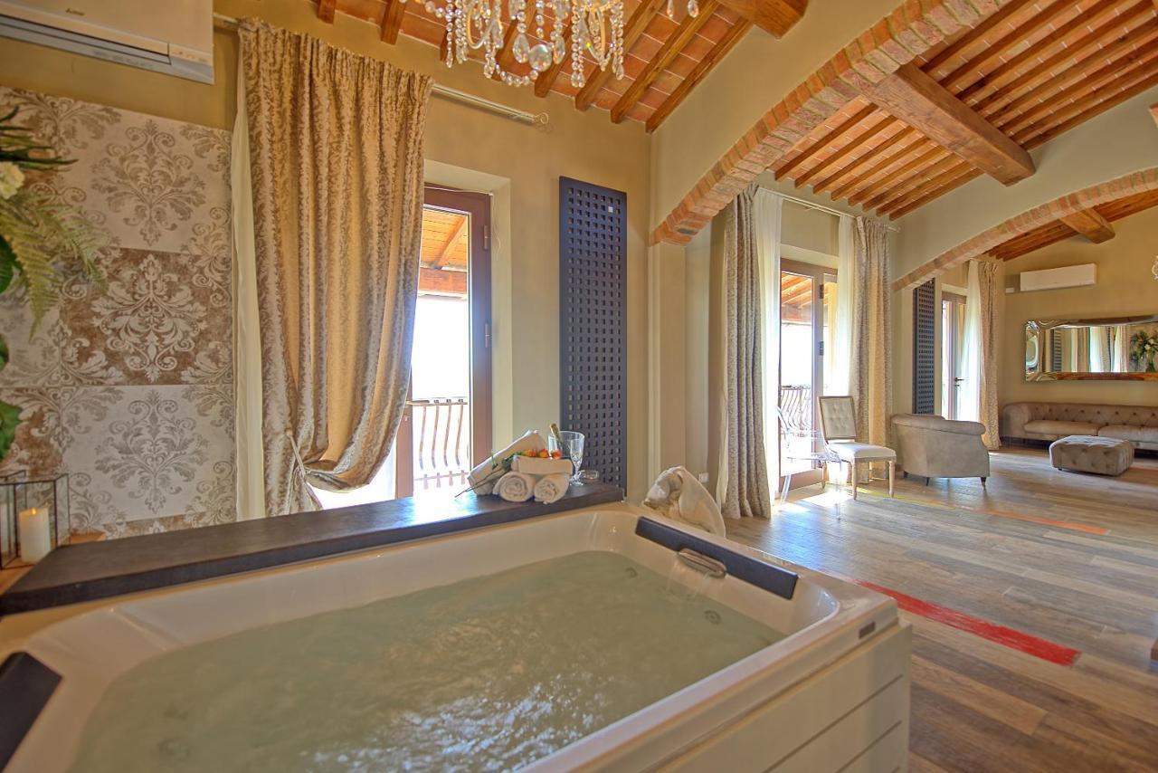 Villa Massimiliano By Posarellivillas 渥尔特拉 外观 照片